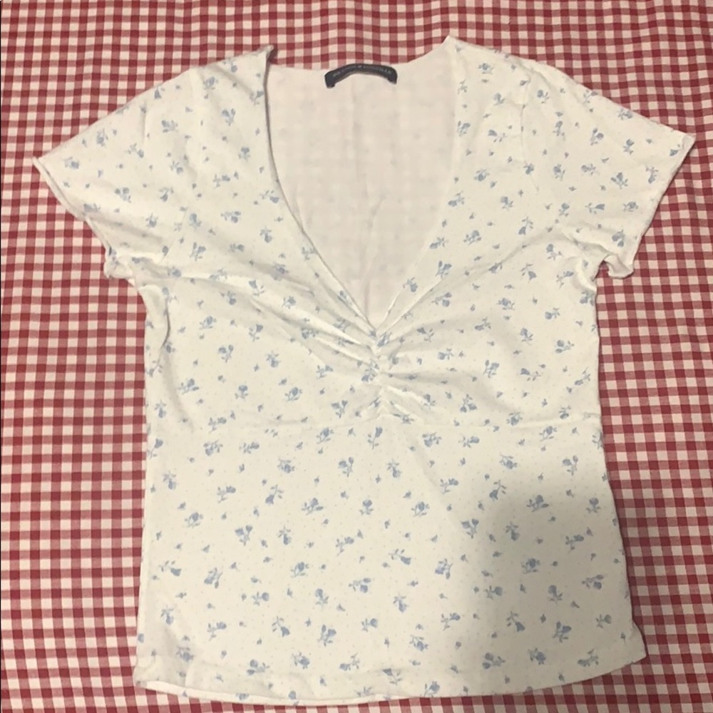 Brandy Melville floral top
